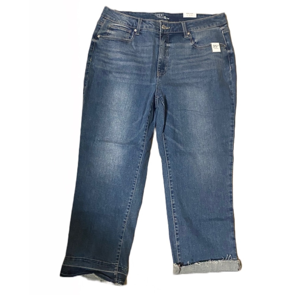 Time and Tru women’s jeans size 16 NWT